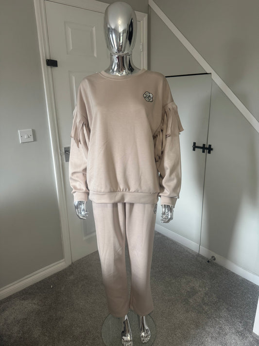 Beige diamanté flower lounge wear
